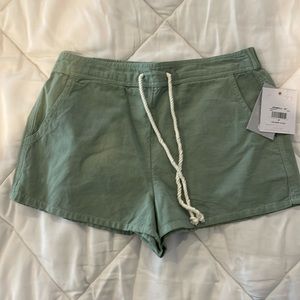 O’Neill shorts - new, never worn. Size M.